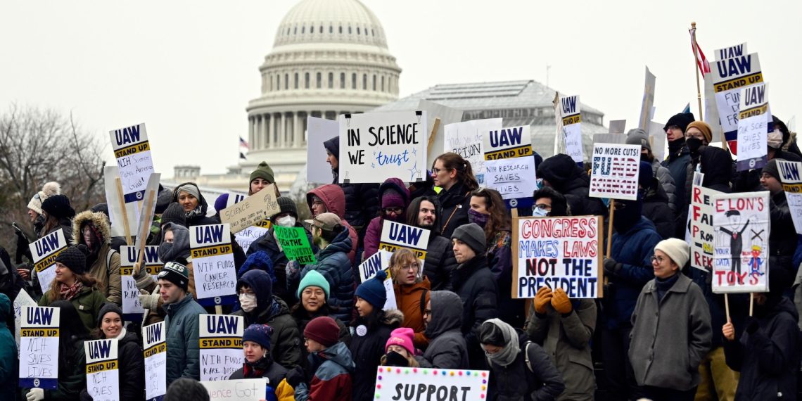 Big cuts in Nationwide Institutes of Well being analysis funding go earlier than a federal decide