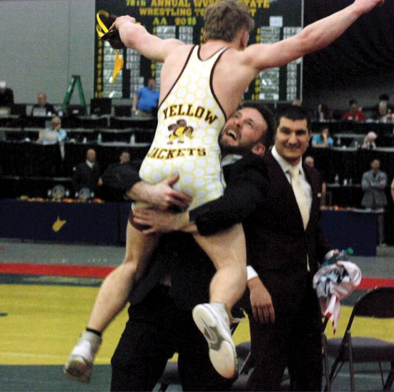 Williamstown’s Dutch sandy makes historical past at State Wrestling Tourney | Information, sports activities, jobs