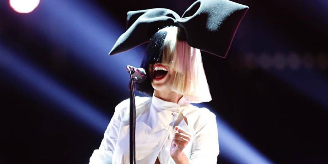 Sia information for divorce from husband, Leisure Information