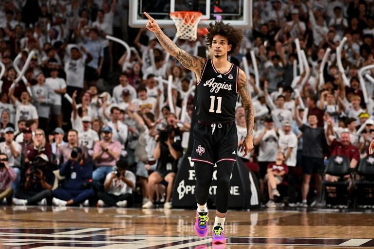 No. 22 Texas A & M Stons No. 1 Auburn in historic upset earlier than the dry match