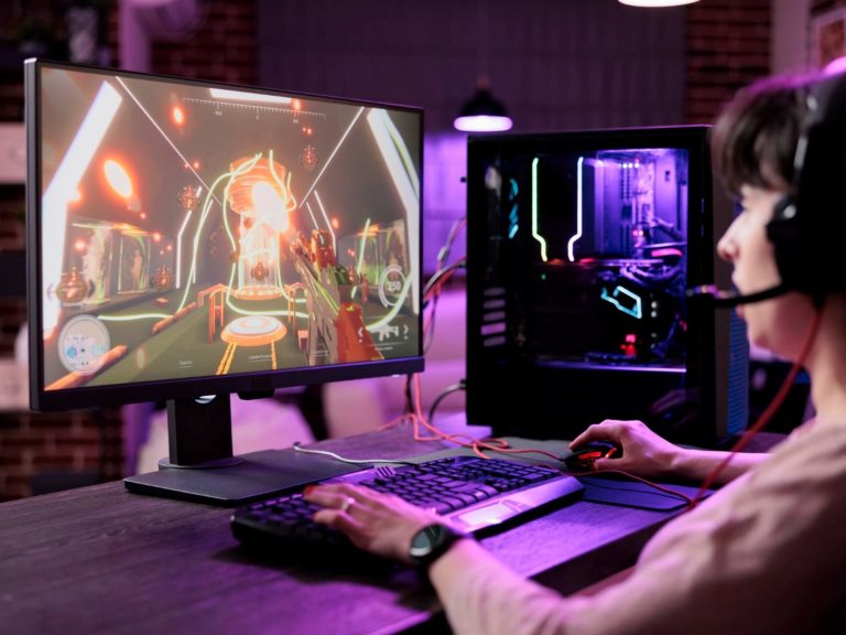 The right way to have PlayStation app in your laptop