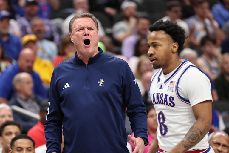 Stay basketball updates, scores, outcomes: Kansas vs. Arizona