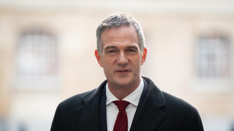 Technological Secretary to chop paperwork to make new know-how quicker