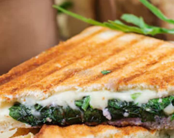 7 Steps To Make Scrumptious Spinach Mushroom Sandwich