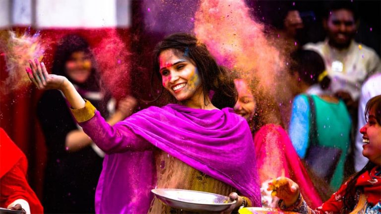Publish Holi Skincare: 7 Knowledgeable-Authorised Remedies To Really feel Contemporary | Life-style Information