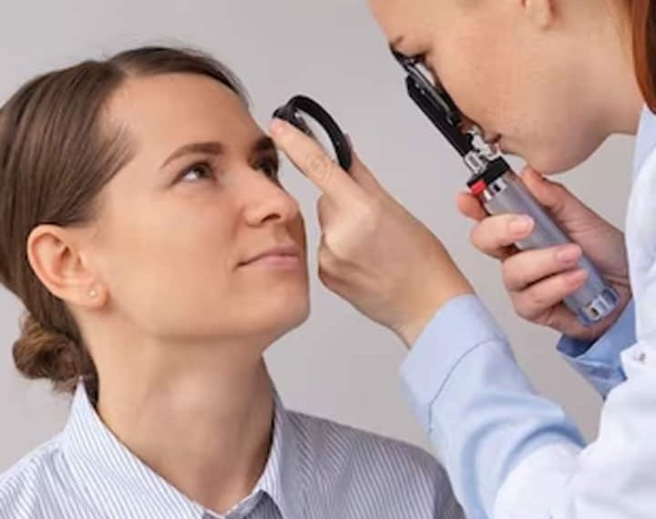 7 Superfoods To Enhance Eye Well being