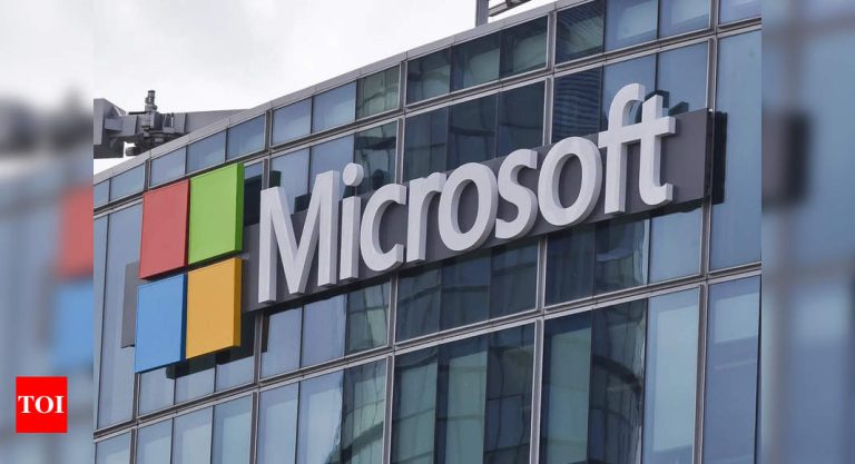 Microsoft reveals dragon co -pilot, ai assistant voice for healthcare