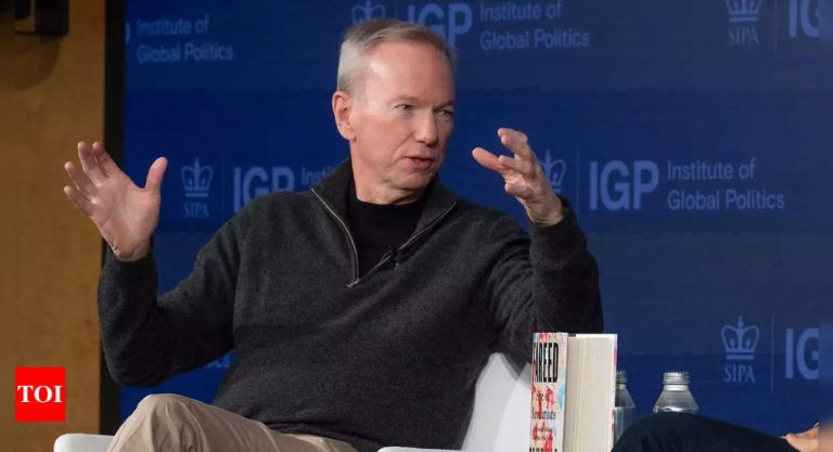 Former Google CEO, Eric Schmidt, opposes the press led by the US authorities to smarter than human: “The Manhattan challenge implies …”