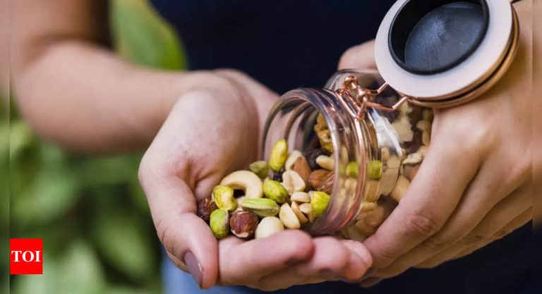 This on a regular basis snack is an eye fixed well being superfood; simply two handfuls can increase your imaginative and prescient