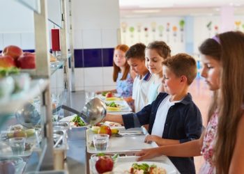 Blowback on GOPs proposed cuts to highschool meal applications / Public Information Service