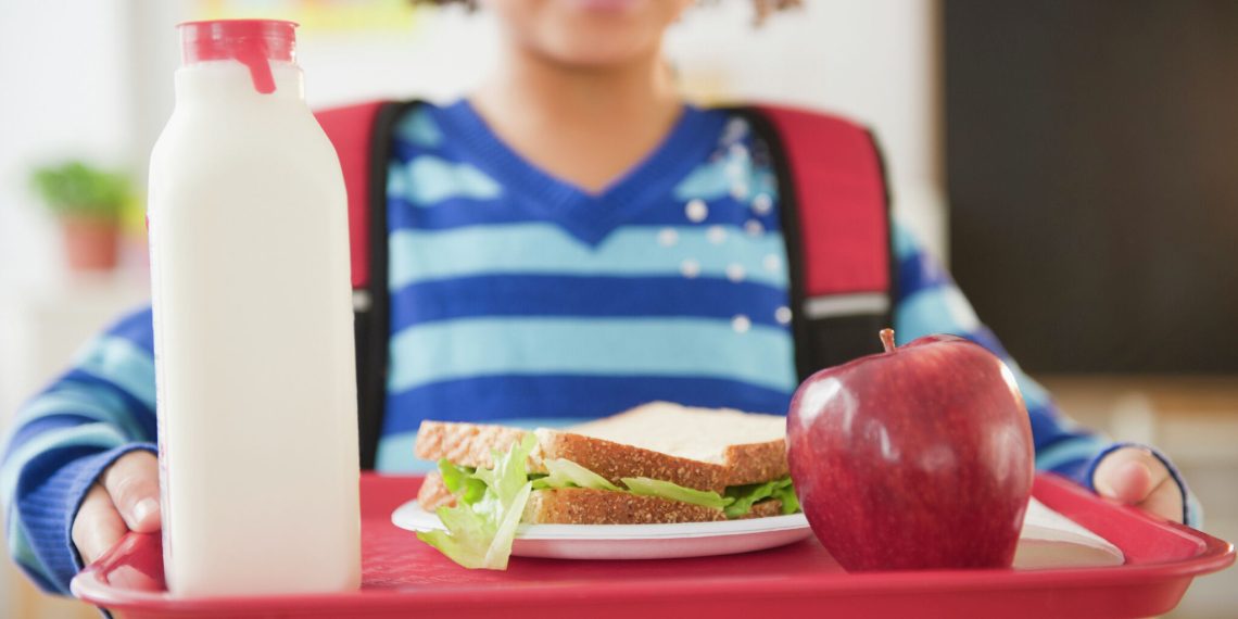 Federal price range cuts threaten farm-to-school applications in Illinois