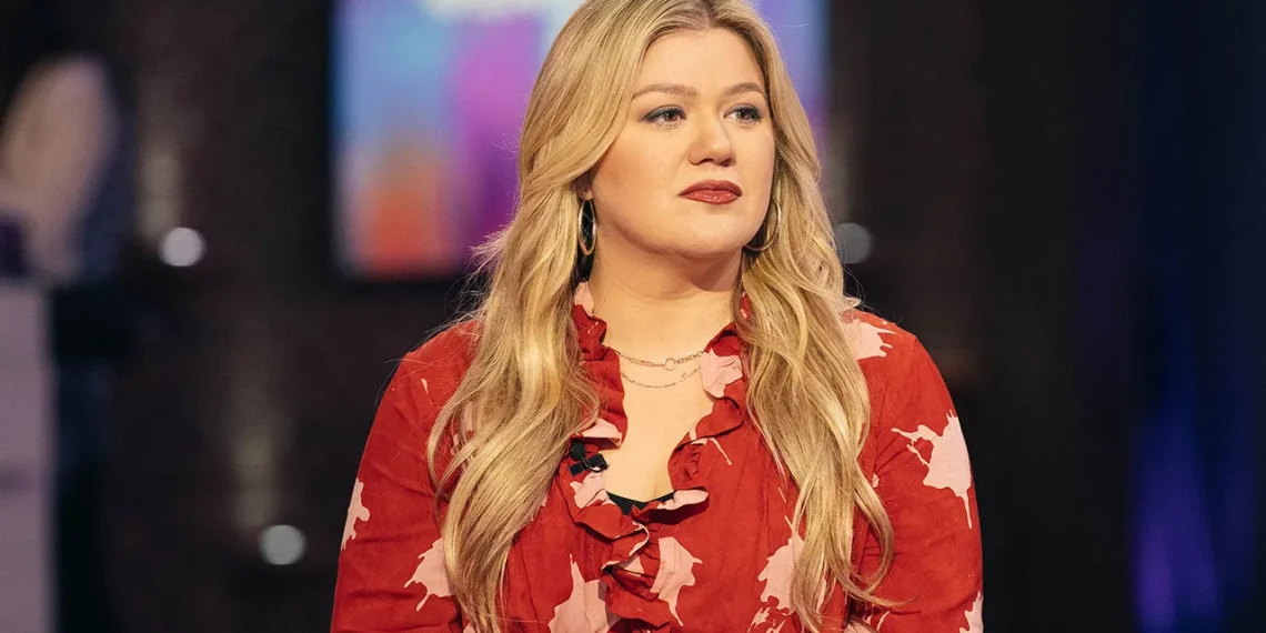 Kelly Clarkson admits she’s ‘misplaced’ loads in cryptic message