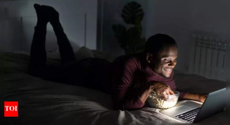 Going to sleep previous midnight recurrently? Here is what that claims about your well being