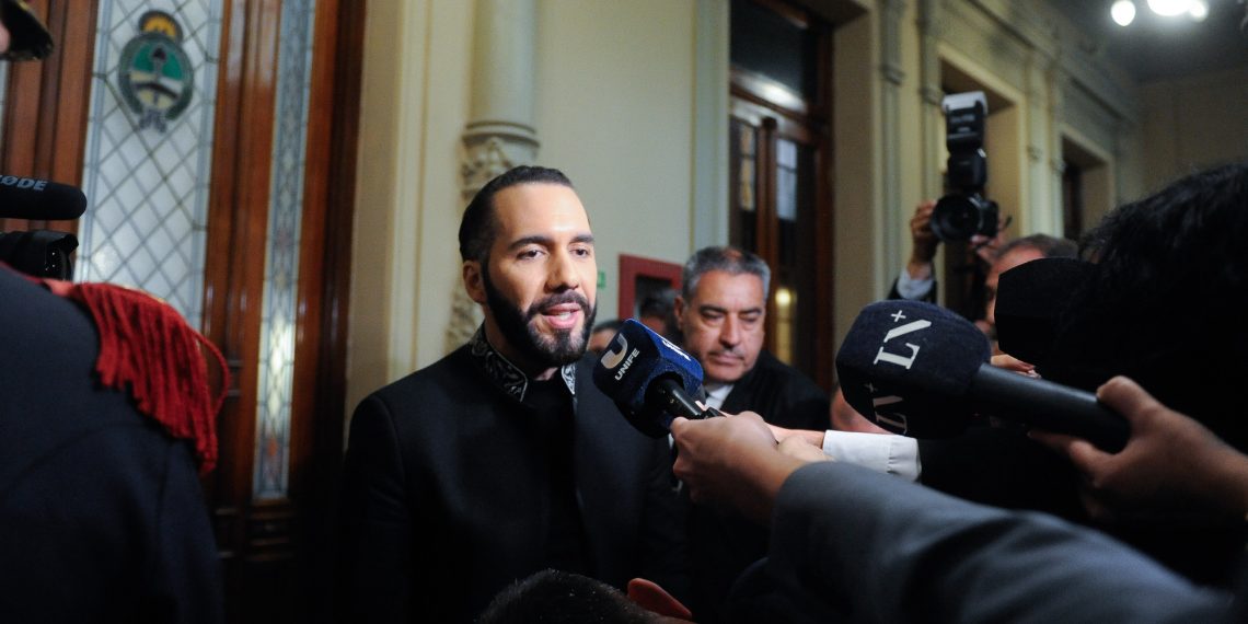 Bukele challenges the IMF and warns that he’ll proceed to purchase Bitcoin for El Salvador’s reserves: “He does not cease”