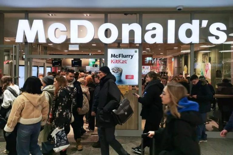 McDonald’s dethroned by quick meals chain with no eating places within the US