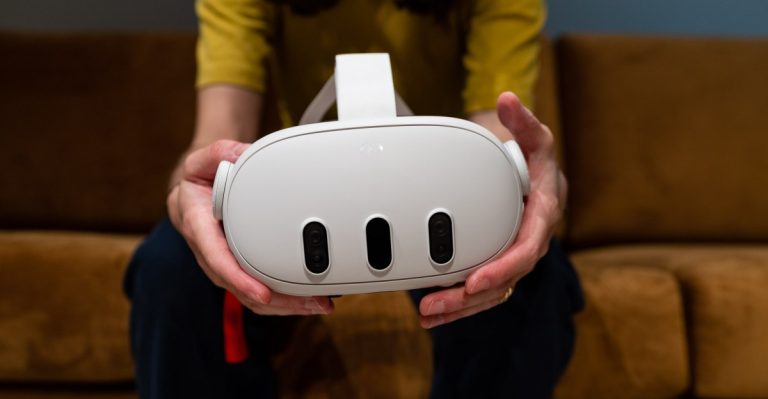 Meta Quest might quickly add the display screen with a single window in VR