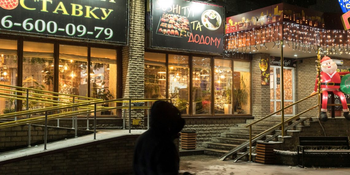 Facial artillery assaults to serve contemporary sushi in a entrance metropolis