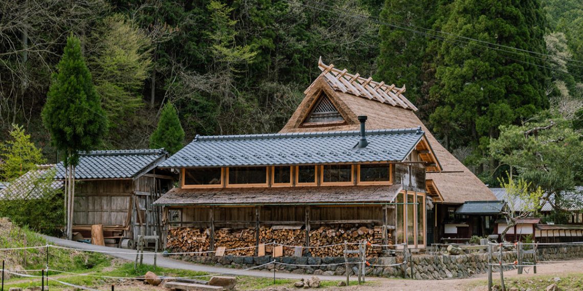 2M26 evaluations Kyoto Annex, century -old, with cypress and flooring on the bottom