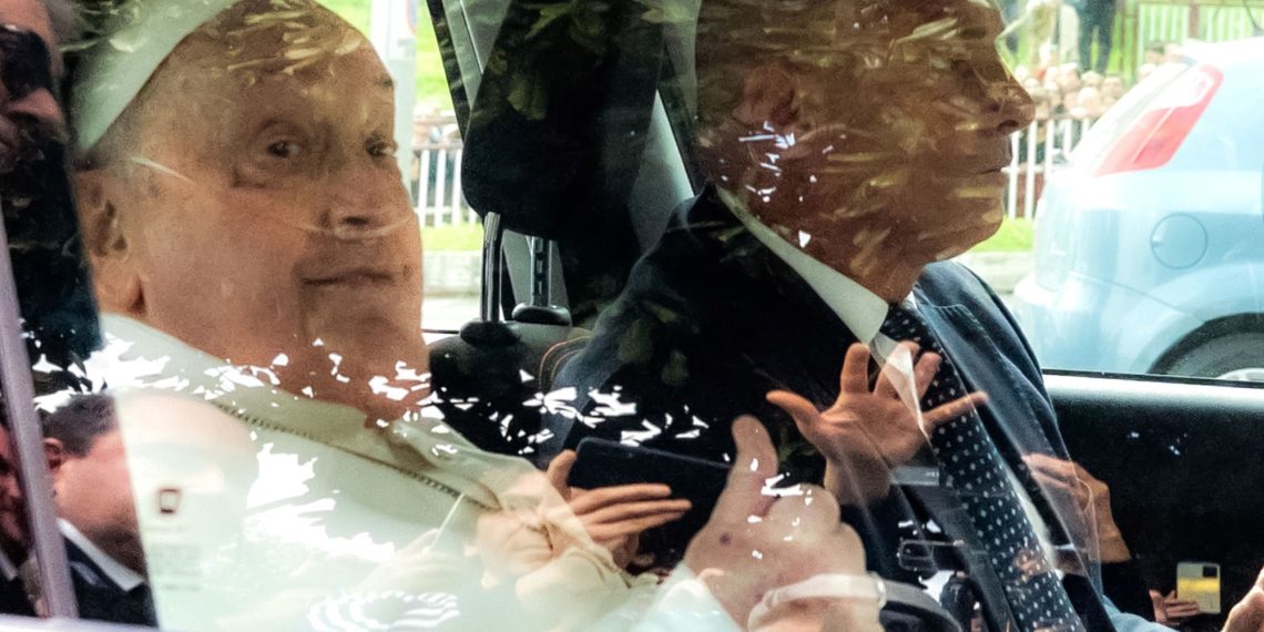 King Carlos III. Seried his go to to the Vatican