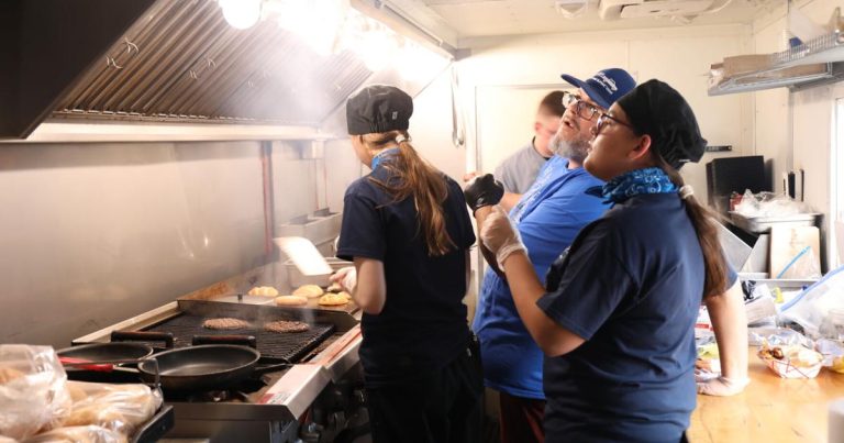 WAVE culinary college students to get style of meals truck operations at Havasu occasion – At present's Information-Herald