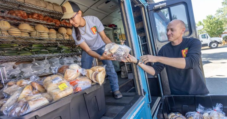 Meals banks, native growers say finish of USDA program will harm space meals system – Santa Fe New Mexican