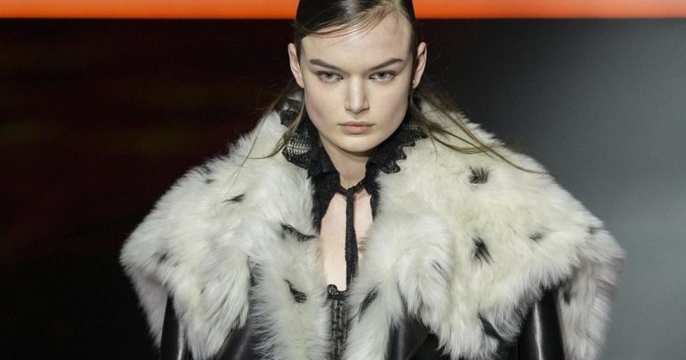 PHOTO COLLECTION Paris Trend Week – Hamilton Spectator