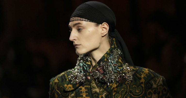 France Trend Dries Van Noten F/W 25/26 – Bluefield Day by day Telegraph
