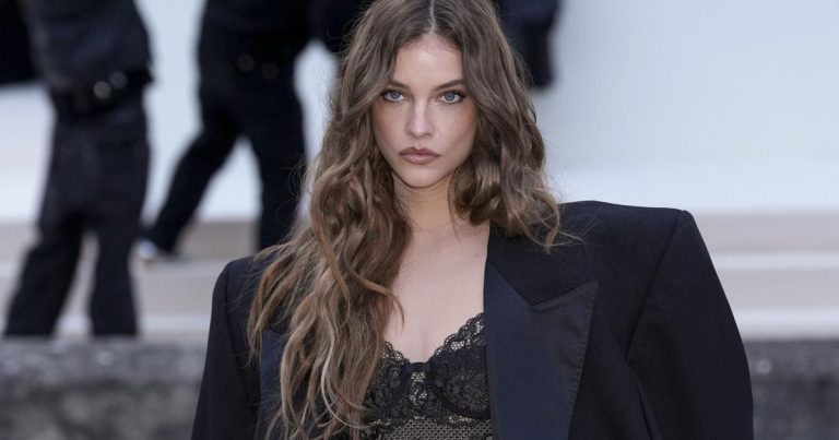 Vogue developments for fall: Huge shoulders, even larger coats and a coloration story to dye for – Northeast Mississippi Each day Journal