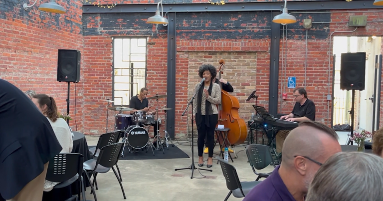 Texarkana’s Wine and Jazz Gala helps hold meals on desk for Harvest Regional Meals Financial institution | Information