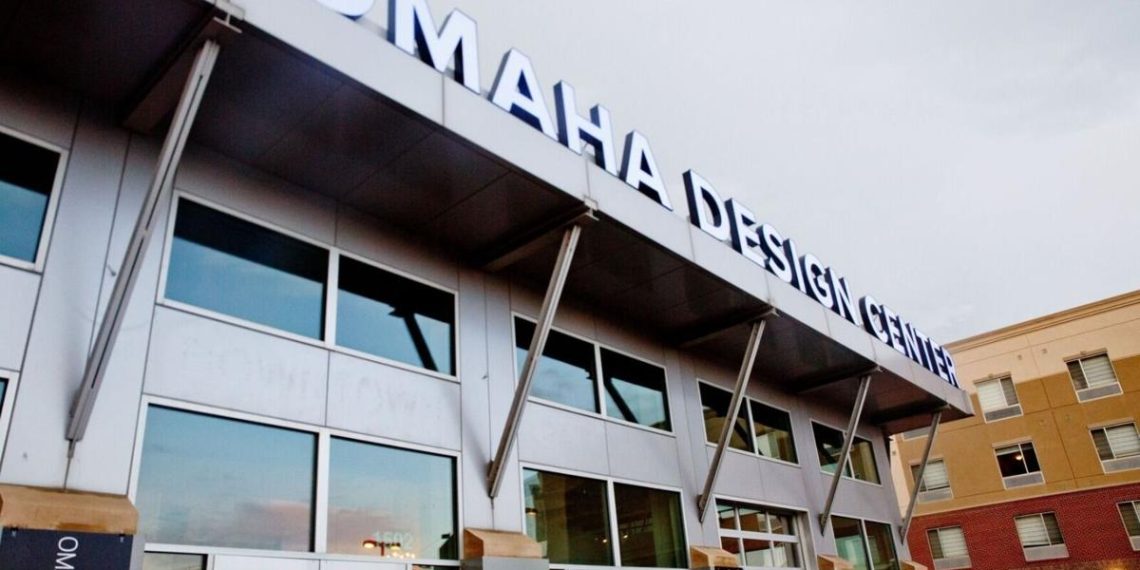 Designer says alleged hate image at Omaha trend present was an vintage quilt design – Omaha World-Herald