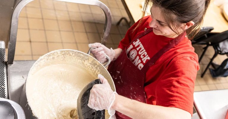 Lions breakfast a mixture of good meals, firm, group help – Elizabethtown Information Enterprise