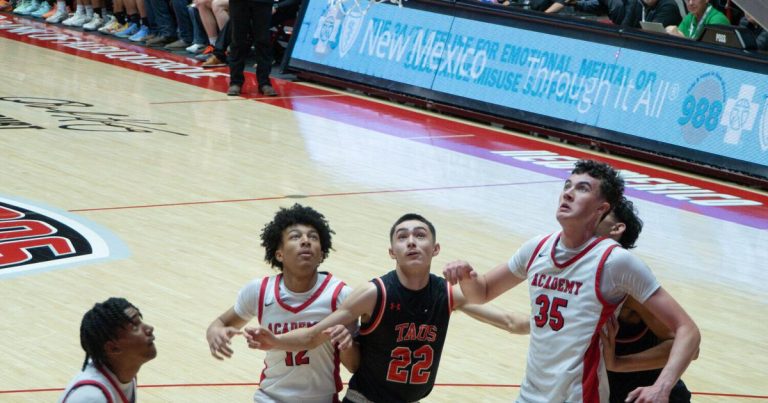 Sports activities Sidelines – The Taos Information