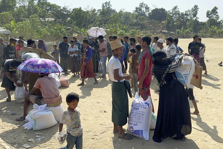 U.S. Meals Assist Cuts Threaten Rohingya Refugees in Bangladesh