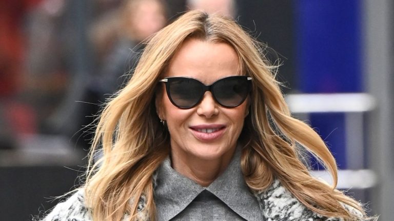 Pistachio inexperienced is the pastel to put on in 2025 – do it with white footwear like Amanda Holden