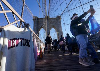 Vacationers keep away from the USA after Trump’s border again