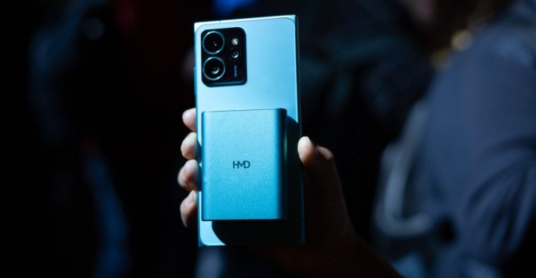 New HMD headphones can full your telephone battery