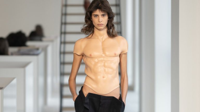 Duran Lantink Fall 2025 Prepared-To-Put on Assortment – WWD