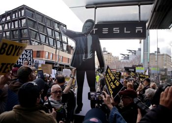 The protesters “Tesla TakeDown” plan a worldwide day of motion on March 29, and issues may change into ugly