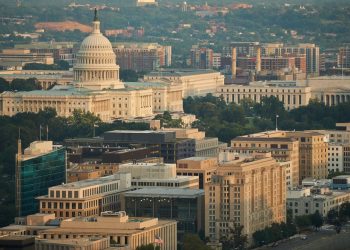 Which Nations Have Issued Journey Advisories for the US?