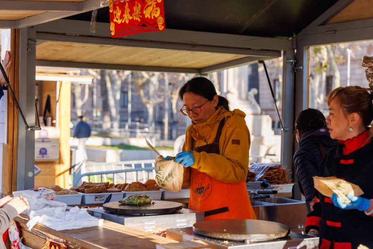 Largest out of doors Asian meals competition involves Mall of America