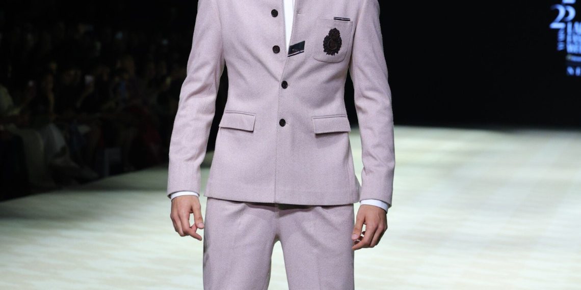 Ibrahim Ali Khan Turns Showstopper For Designer SAndN By Shantanu Nikhil At Lakme Trend Week Day four – Gallery