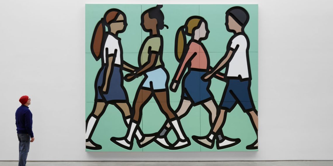 Julian Opie’s 10 -meter pedestrians are a cheerful shock