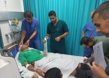 Interview with the Palestinian pediatrician working, besides life and misplaced all the things