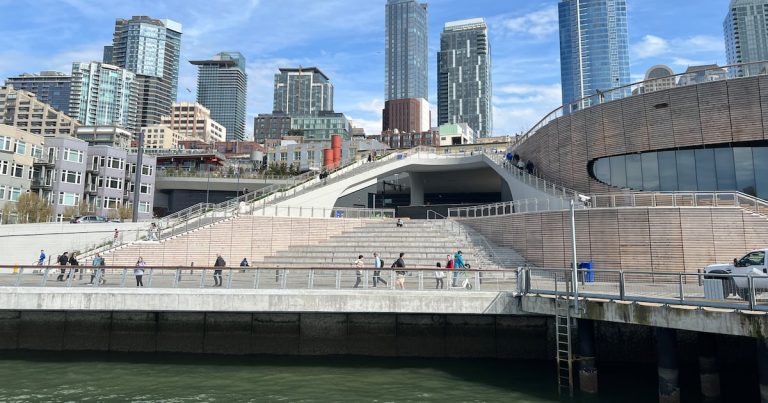 Seattle, a metropolis with loads to see — and eat