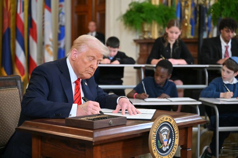 Trump Indicators Govt Order with the discount of the Ministry of Training “As soon as”: Dwell updates