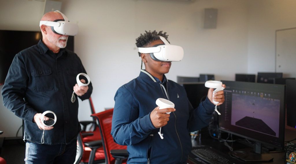 UC groups with Bay Space Tech Firm for New Lab who hopes to do you’re employed for artists