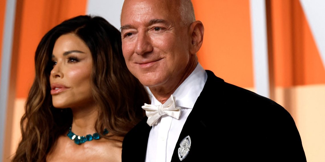 Has booked 5 luxurious inns and all metropolis taxis