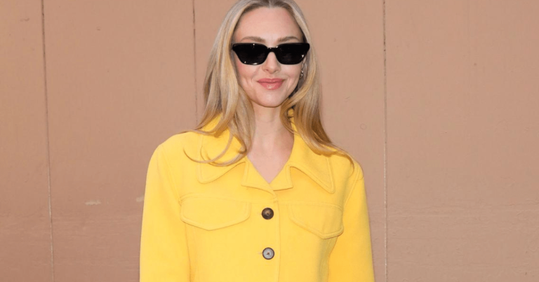 Amanda Seyfried Is a Ray of Sunshine in NYC Images