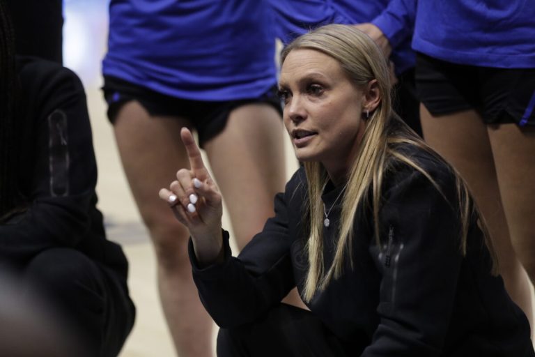 Girls’s basketball coach, byu half manner | Information, sports activities, jobs