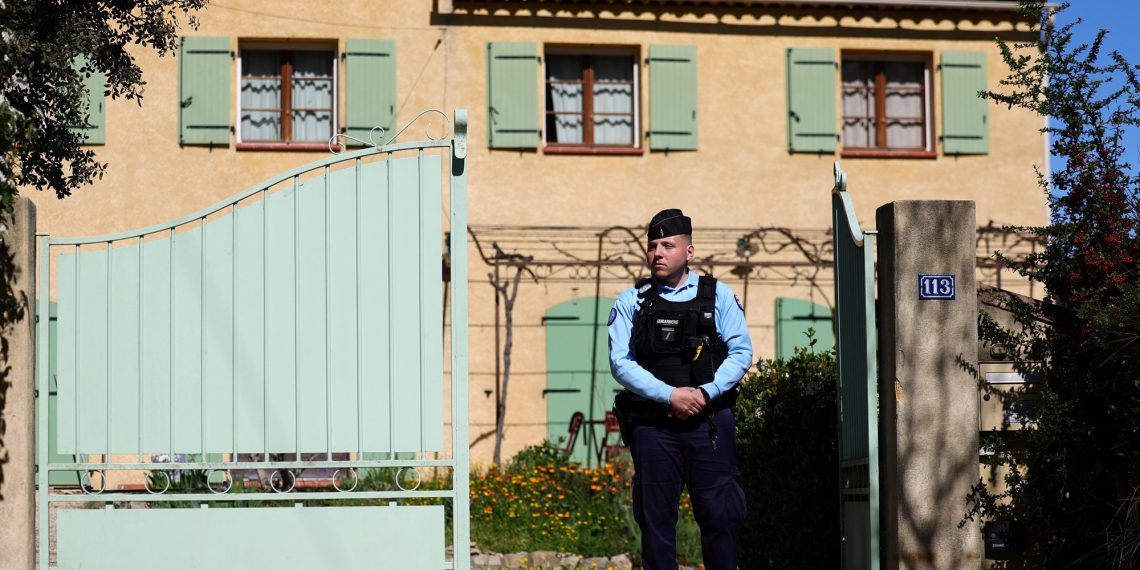 Within the tragedy provides to the suicide and extends the arrest of supported grandparents to kill him